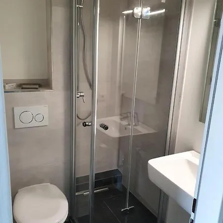 Ferienwohnung Im Zentrum 3 Апартаменты *