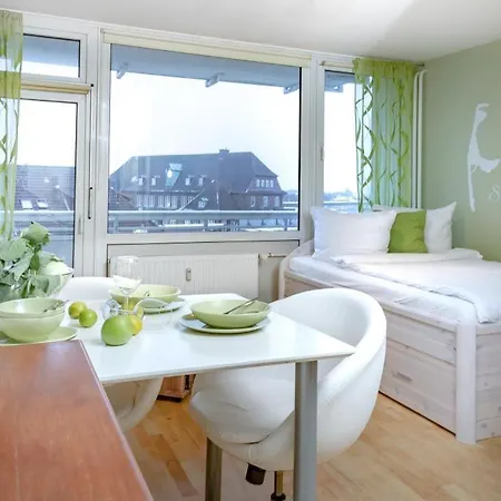 Апартаменты Ferienwohnung Im Zentrum 3 Вестерланд